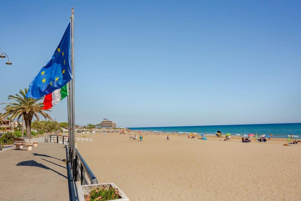 Casa Al Mare - Lido Apartman Terracina Kültér fotó