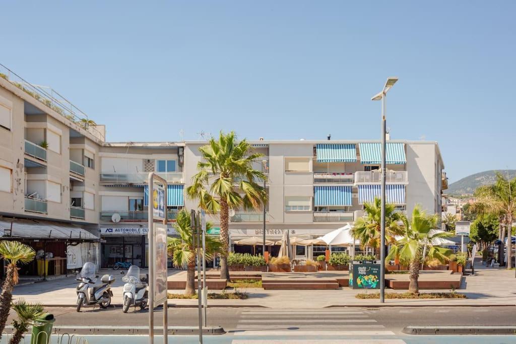 Casa Al Mare - Lido Apartman Terracina Kültér fotó